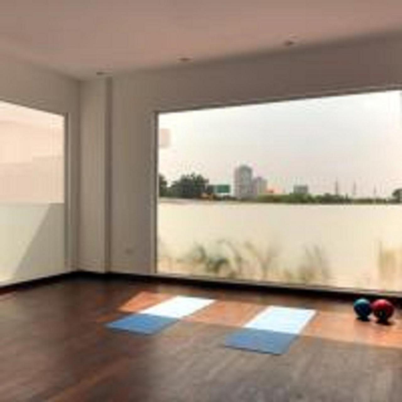 The Gallery Premier Suites 阿克拉 外观 照片