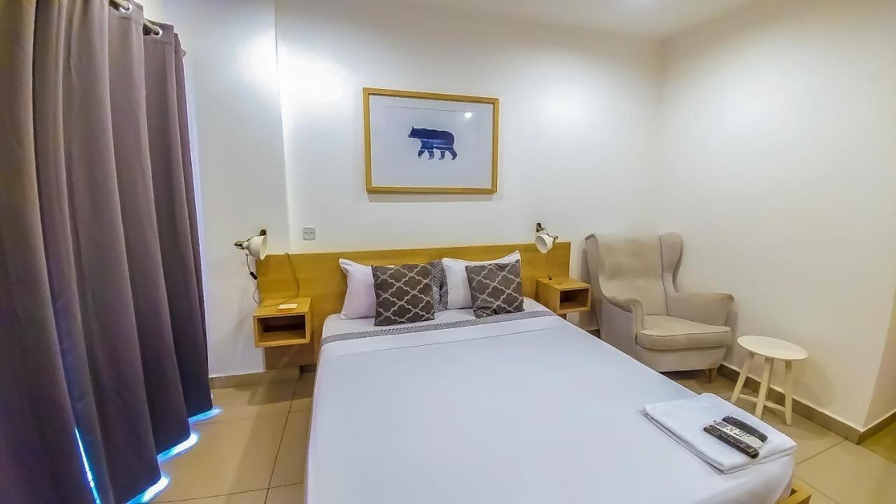 The Gallery Premier Suites 阿克拉 外观 照片