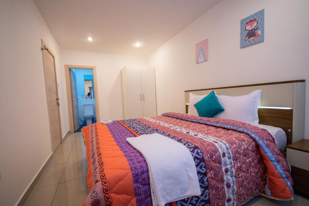 The Gallery Premier Suites 阿克拉 外观 照片
